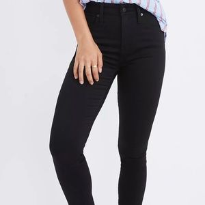 Madewell Curvy High-Rise Skinny Jeans in Carbondale Wash